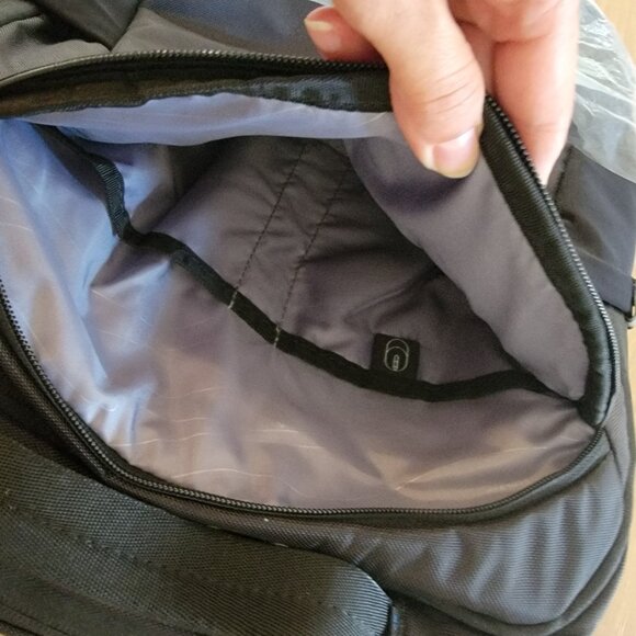 DELL EcoLoop Pro Laptop Backpack 17 BRAND NEW WITH TAGS - Picture 12 of 16